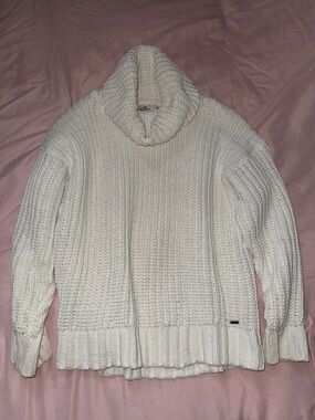 Chunky Oversized Knit Turtleneck